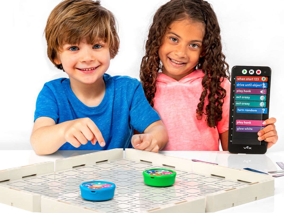 Roboter ohne Bildschirm programmieren – MINT-Kurs für Kinder in Mainz & Wiesbaden